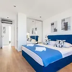 Andro Villa